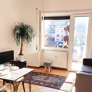 Oasi Urbana: Confort E Stile Apartamento